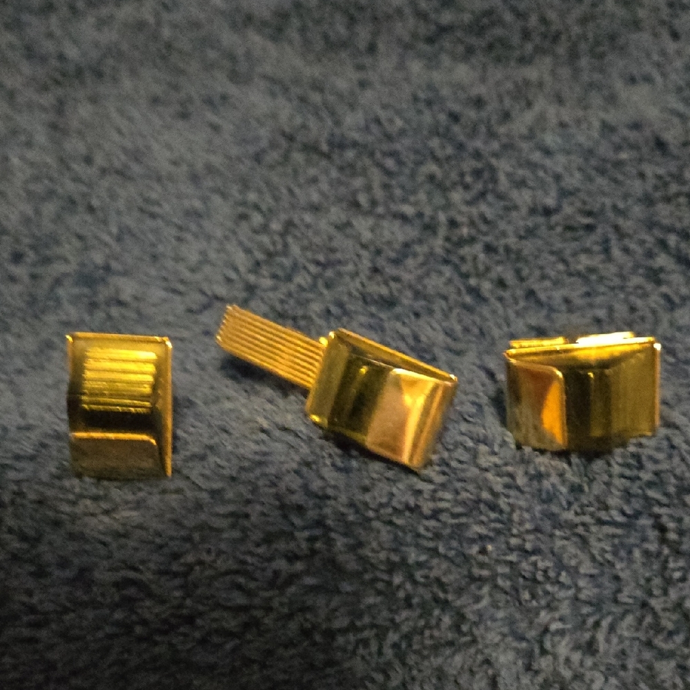 Gold Tone Cufflinks Set